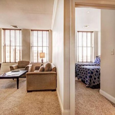 Chase Penthouse At 39 West Baltimore Inner Harbor Convention Center Free Indoor Parking One And Two Bedrooms Exterior foto