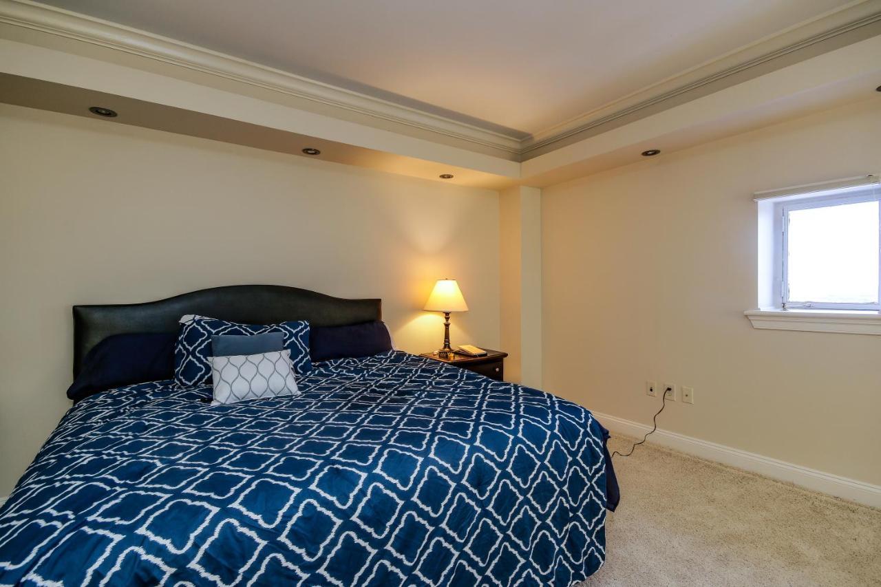 Chase Penthouse At 39 West Baltimore Inner Harbor Convention Center Free Indoor Parking One And Two Bedrooms Exterior foto