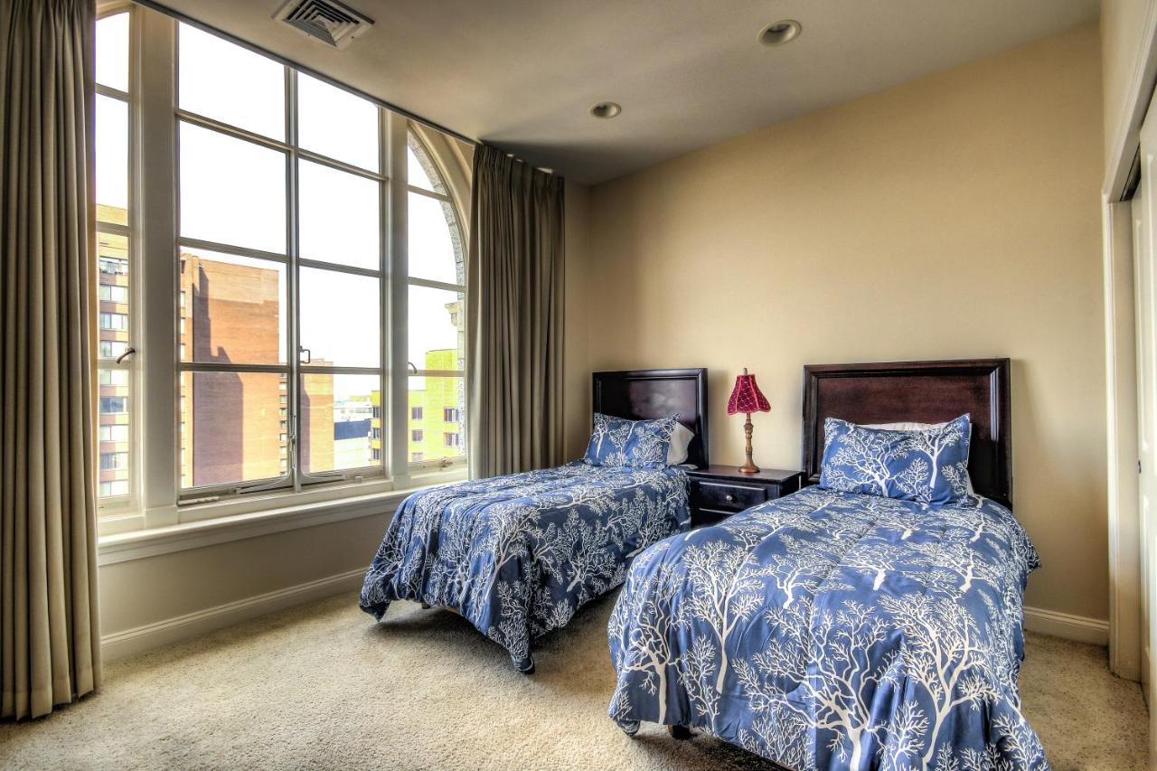 Chase Penthouse At 39 West Baltimore Inner Harbor Convention Center Free Indoor Parking One And Two Bedrooms Exterior foto