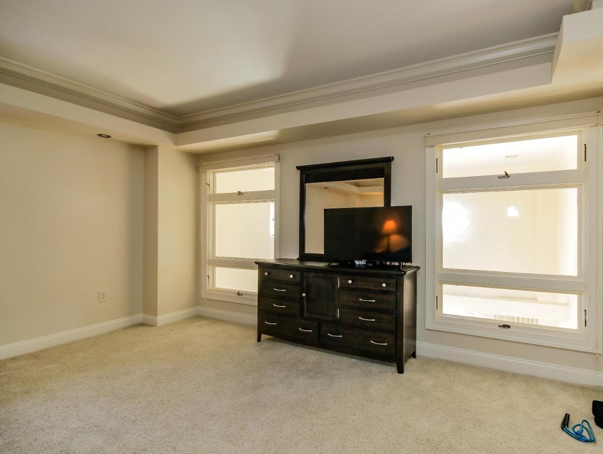 Chase Penthouse At 39 West Baltimore Inner Harbor Convention Center Free Indoor Parking One And Two Bedrooms Exterior foto